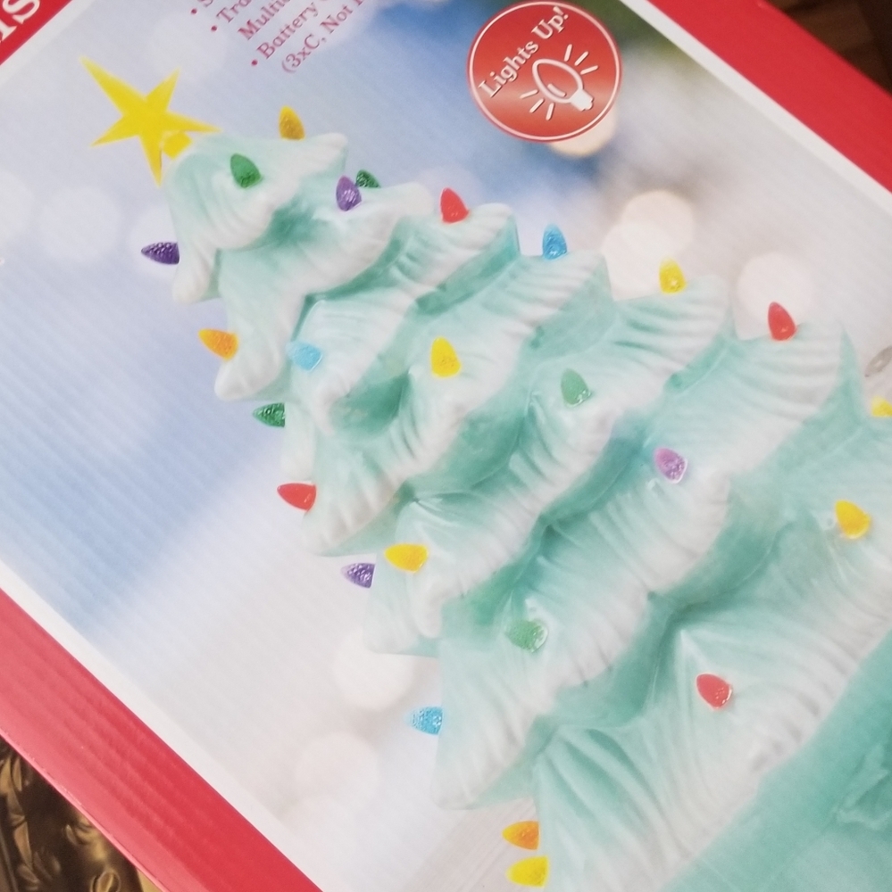 ❗Mr. Christmas Tiffany Blue Retro 16" Ceramic Tree with Lights❗